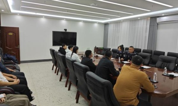 听得懂 记得住 用得上  冰城公安的普法课堂 讲到了师生心坎里